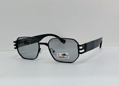 Жіночі окуляри PE06187 Хамелеон Polarized C1
