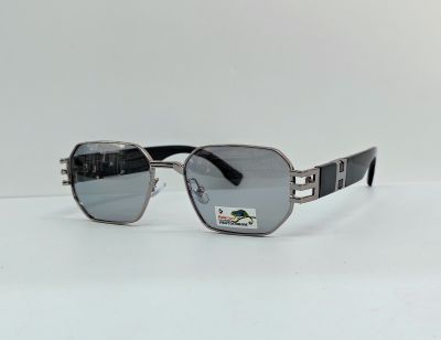 Жіночі окуляри PE06187 Хамелеон Polarized C3