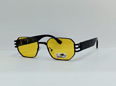 Жіночі окуляри PE06187 Хамелеон Polarized C7