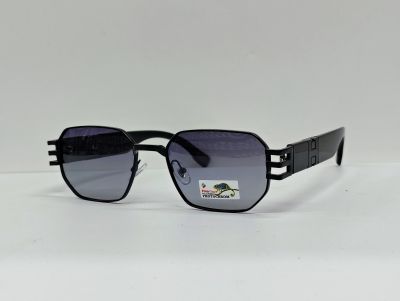 Жіночі окуляри PE06257 Хамелеон Polarized C1