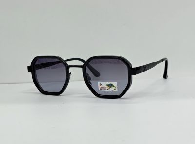 Жіночі окуляри PE06242 Хамелеон Polarized C1