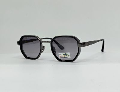 Жіночі окуляри PE06242 Хамелеон Polarized C3
