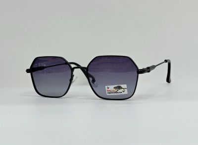 Жіночі окуляри PE06237 Хамелеон Polarized C1