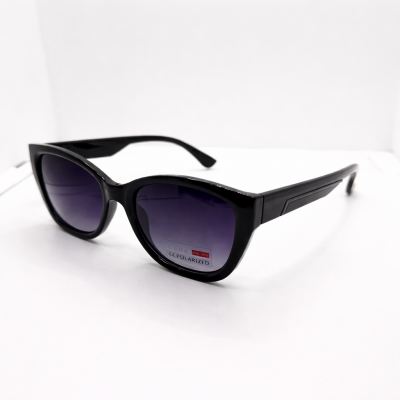 Жіночі сонцезахисні окуляри LK26060 C1 Polarised